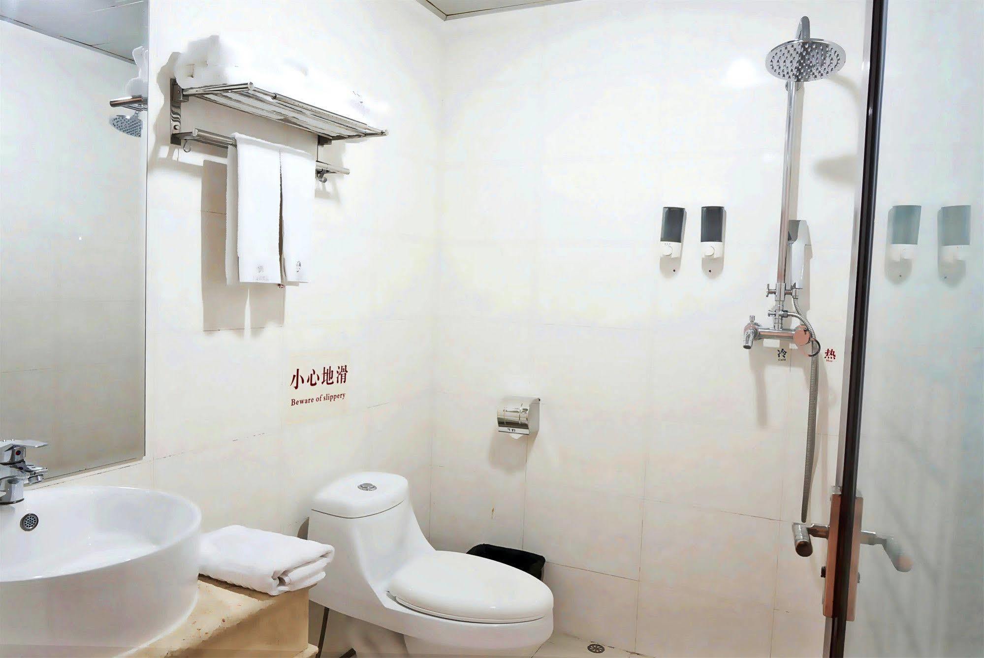 Zhongda Jindu Hotel Guangzhou Exterior photo